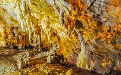 GROTTE DI TOIRANO | Andar per grotte preistoriche!