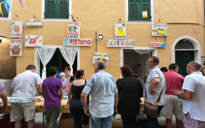 Das Festival der Paella und der sarazenischen Muscheln: zwei Ereignisse, die man in Borgomaro nicht verpassen sollte!